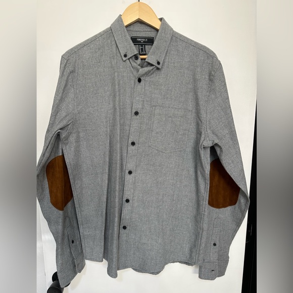 Forever 21: Gray, Button Down, Brown Elbow Pads, Medium - Picture 1 of 1